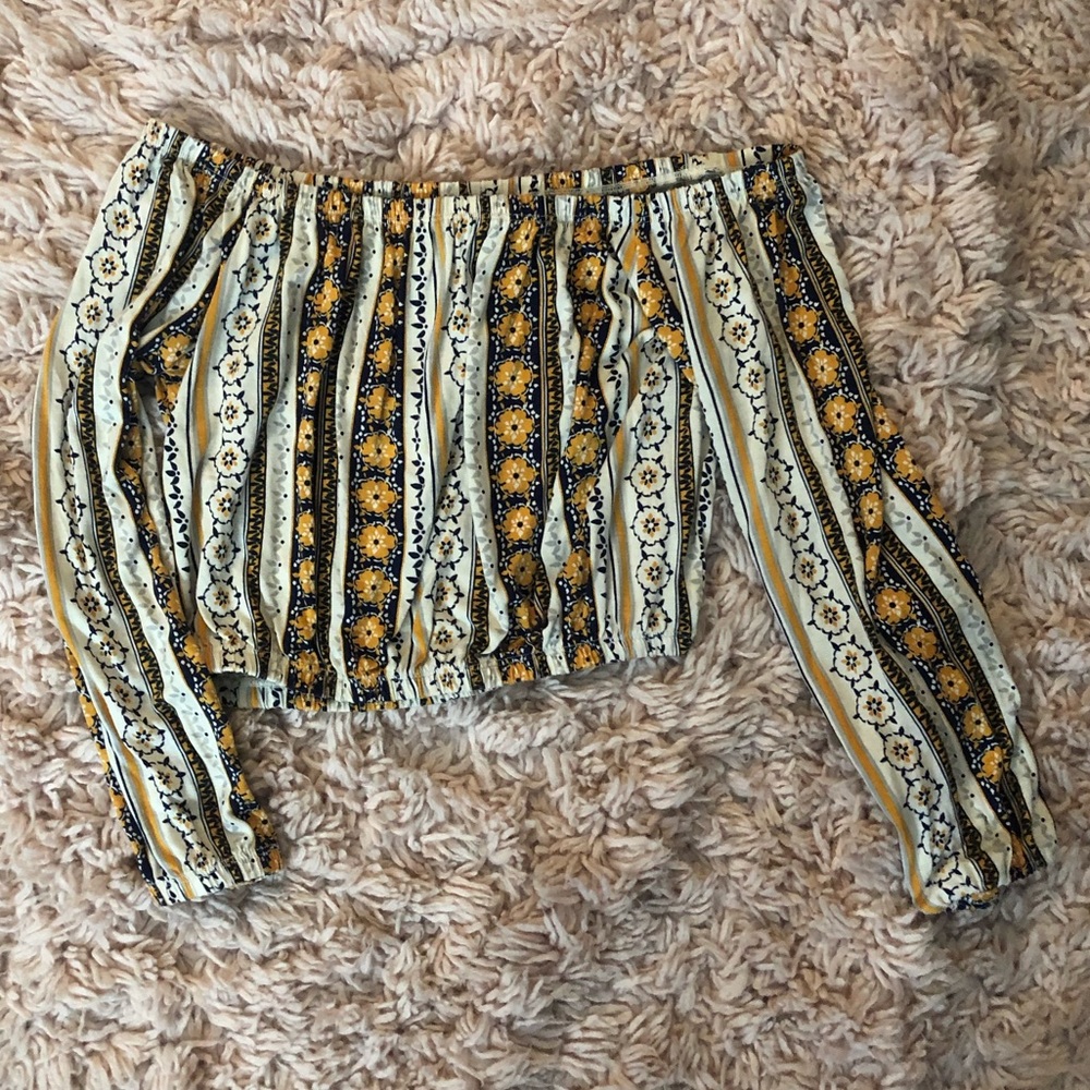 Off the shoulder crop top!!!